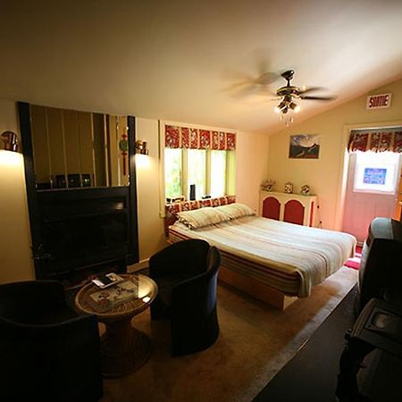 Restaurant Auberge Chez Girard Sainte-Agathe-des-Monts Bilik gambar